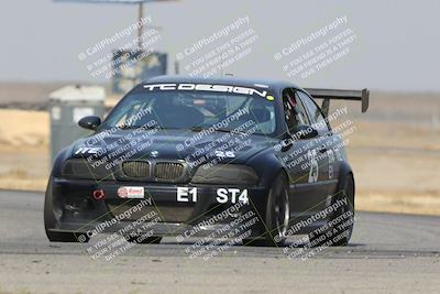 media/Nov-04-2023-CalClub SCCA (Sat) [[cb7353a443]]/Group 4/Sweeper (Qual)/